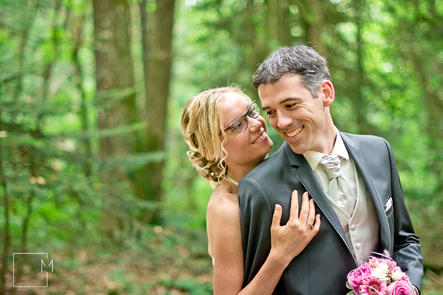 couple mariés taupont morbihan bretagne foret de lambilly 